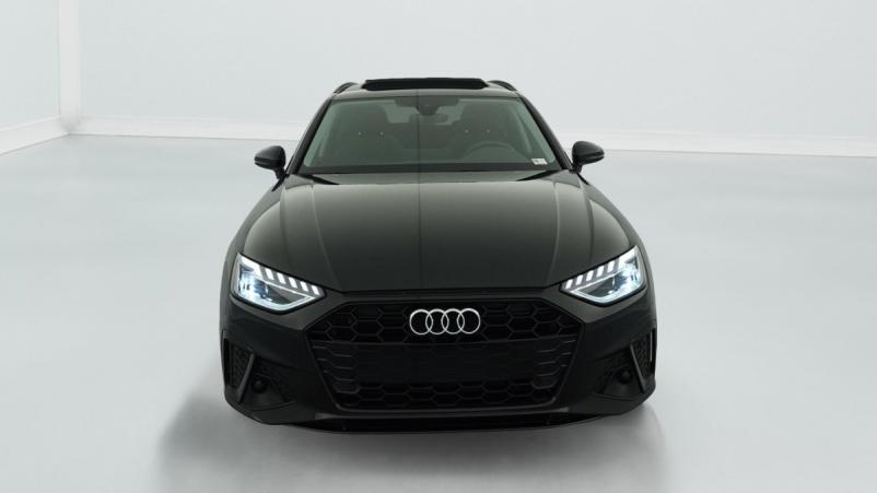 Vente en ligne Audi A4 Avant 40 TDI 204 S TRONIC 7 BUSINESS EXECUTIVE au prix de 40 860 €