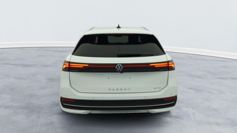Vente en ligne Volkswagen Passat SW 1.5 ETSI OPF 150 DSG7 LIFE PLUS au prix de 33 650 €