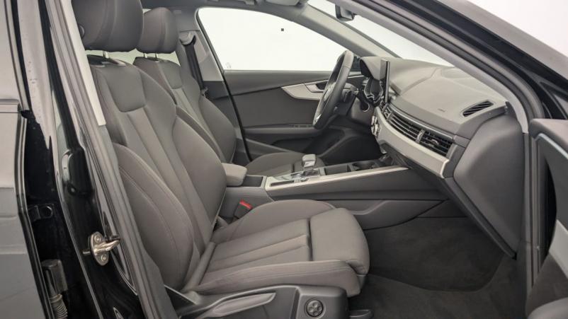 Vente en ligne Audi A4 Avant 40 TDI 204 S TRONIC 7 BUSINESS EXECUTIVE au prix de 40 860 €