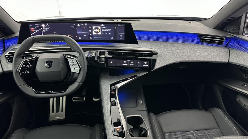 Vente en ligne Peugeot 3008 3008 Hybrid 145ch GT e-DCS6 au prix de 35 400 €