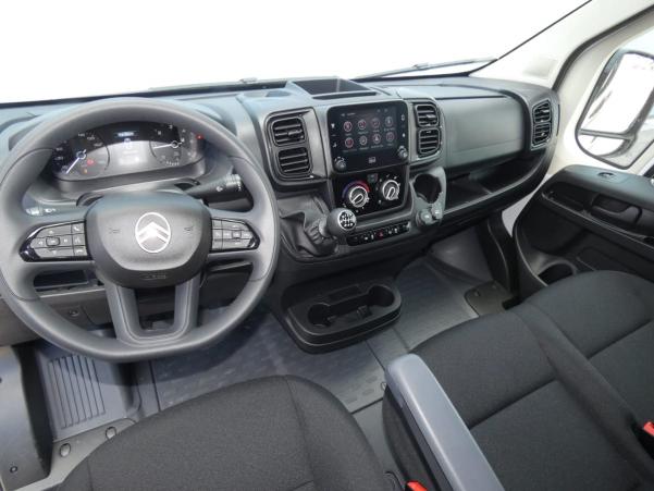 Vente en ligne Citroën Jumper Fourgon TOLE 35 L2H2 140 BVM6 au prix de 29 920 €