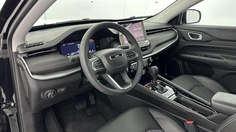 Vente en ligne Jeep Compass Compass II 1.5 Turbo T4 130ch MHEV Altitude 4x2 BVR7 au prix de 25 700 €