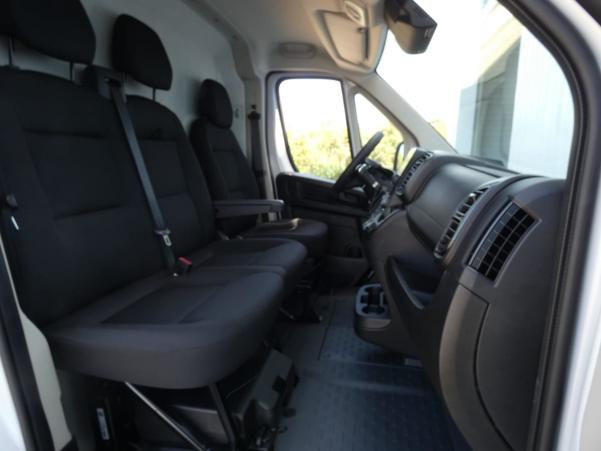 Vente en ligne Citroën Jumper Fourgon TOLE 35 L2H2 180 SS BVA8 au prix de 32 890 €