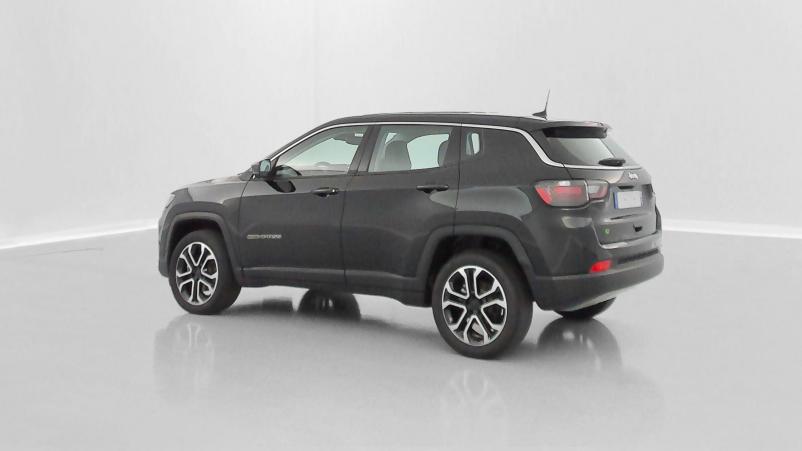Vente en ligne Jeep Compass Compass II 1.5 Turbo T4 130ch MHEV Altitude 4x2 BVR7 au prix de 25 700 €