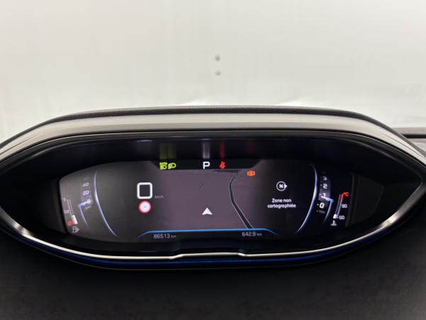 Vente en ligne Peugeot 5008 1.5 BlueHDi 130ch Allure Pack EAT8 Suréquipé au prix de 24 790 €