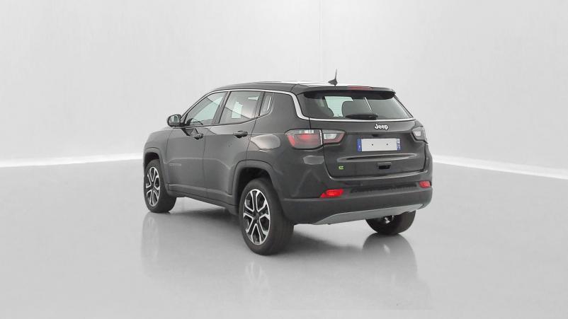 Vente en ligne Jeep Compass Compass II 1.5 Turbo T4 130ch MHEV Altitude 4x2 BVR7 au prix de 25 700 €