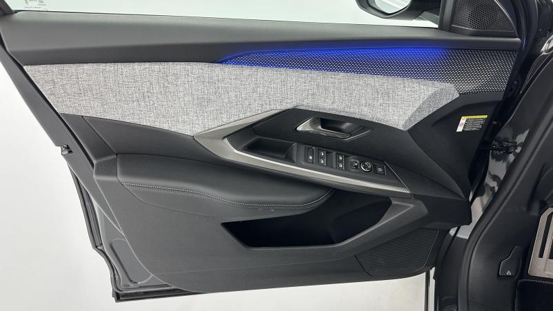 Vente en ligne Peugeot 5008 5008 1.2 Hybrid 145ch GT e-DCS6 au prix de 39 000 €