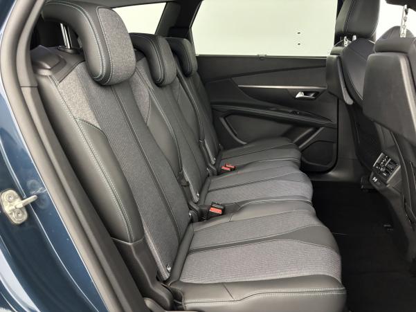 Vente en ligne Peugeot 5008 1.5 BlueHDi 130ch Allure Pack EAT8 Suréquipé au prix de 24 790 €