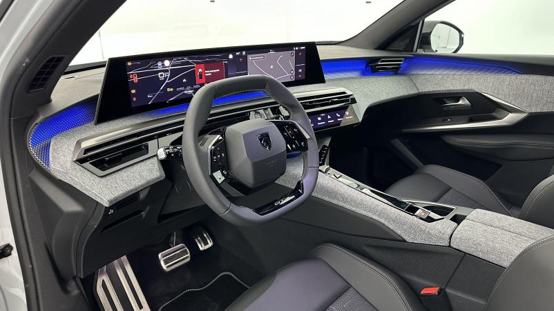 Vente en ligne Peugeot 5008 5008 1.2 Hybrid 145ch GT e-DCS6 au prix de 39 000 €