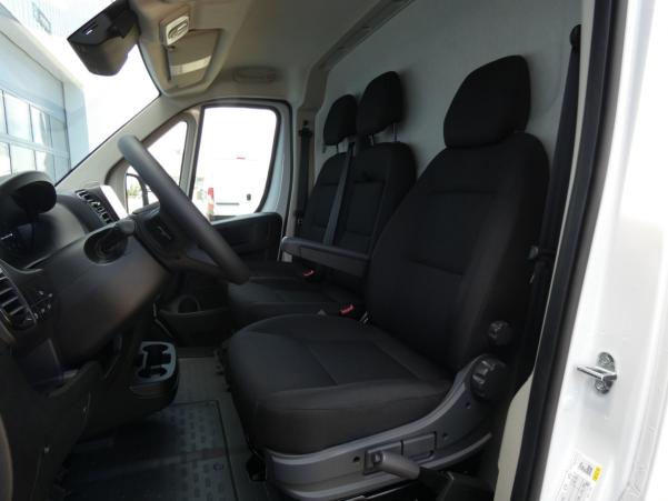 Vente en ligne Citroën Jumper Fourgon TOLE 35 L2H2 140 BVM6 au prix de 29 920 €