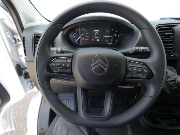 Vente en ligne Citroën Jumper Fourgon TOLE 35 L2H2 140 BVM6 au prix de 29 920 €