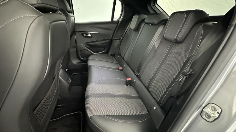 Vente en ligne Peugeot 208 208 II 1.2 PureTech 100ch GT au prix de 19 200 €