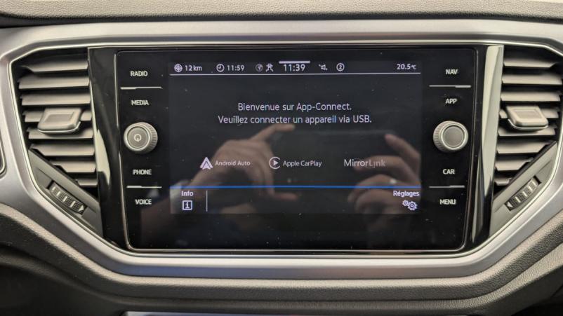 Vente en ligne Volkswagen T-Roc 1.5 TSI 150 EVO Start Stop DSG7 Active au prix de 26 440 €