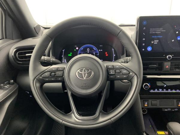 Vente en ligne Toyota Yaris Cross 130h 2WD Design au prix de 27 890 €