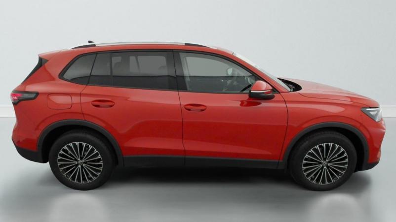 Vente en ligne Volkswagen Tiguan 1.5 eTSI 150CV DSG7 LIFE PLUS au prix de 39 640 €