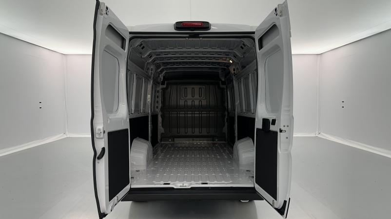 Vente en ligne Peugeot Boxer Fourgon Boxer II L4H2 3.5 MAXI 2.2 180ch BVA8 au prix de 36 180 €