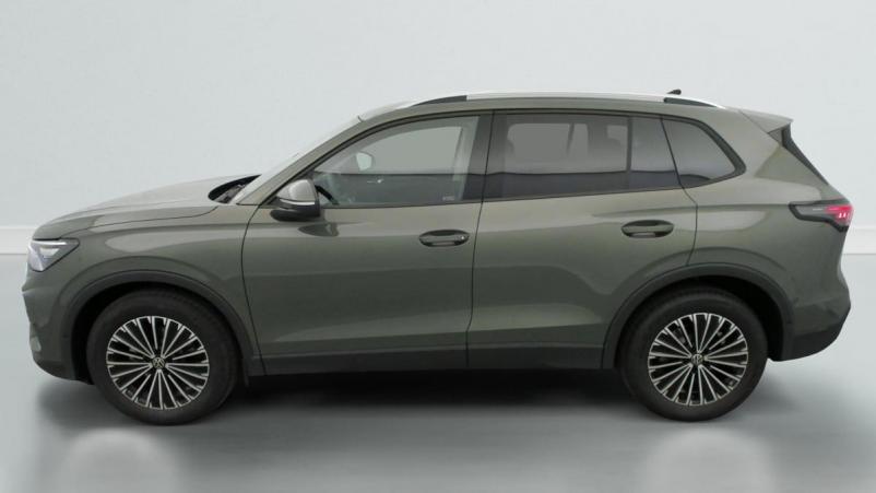 Vente en ligne Volkswagen Tiguan 1.5 eTSI 150CV DSG7 LIFE PLUS au prix de 39 640 €