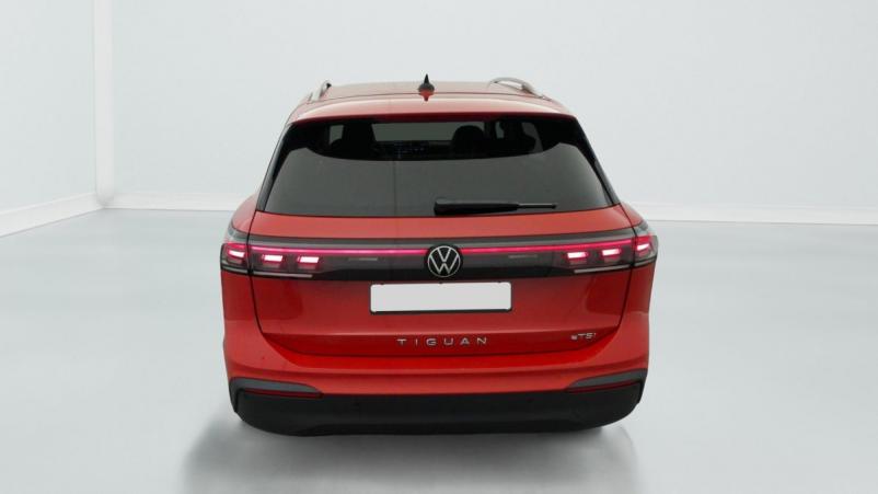 Vente en ligne Volkswagen Tiguan 1.5 eTSI 150CV DSG7 LIFE PLUS au prix de 39 640 €
