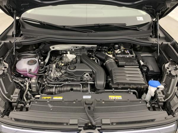 Vente en ligne Volkswagen Tiguan 1.5 eTSI 150CV DSG7 LIFE PLUS au prix de 39 640 €