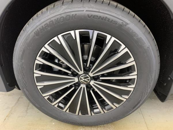 Vente en ligne Volkswagen Tiguan 1.5 eTSI 150CV DSG7 LIFE PLUS au prix de 39 640 €