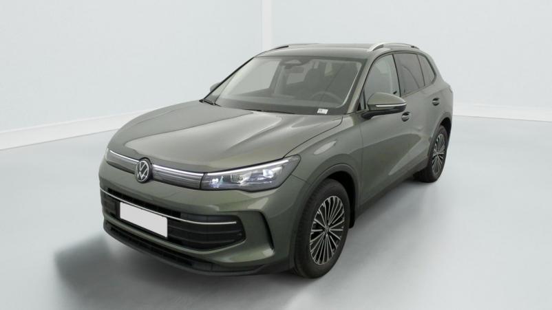 Vente en ligne Volkswagen Tiguan 1.5 eTSI 150CV DSG7 LIFE PLUS au prix de 39 640 €