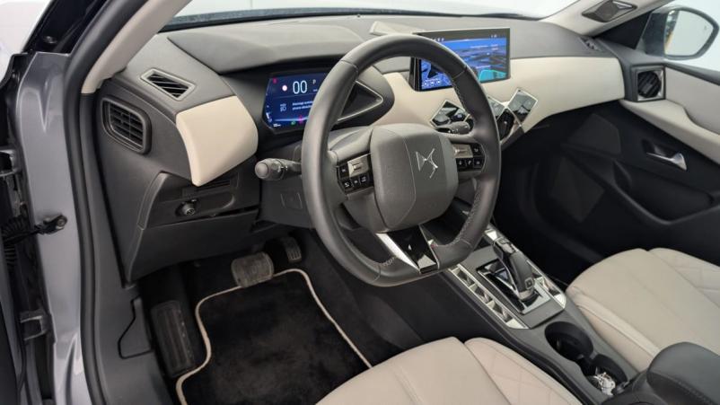 Vente en ligne Ds Ds3 PureTech 130 EAT8 Esprit de Voyage au prix de 25 010 €