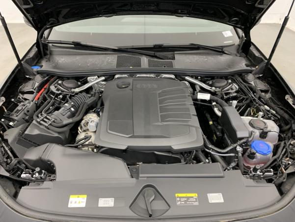 Vente en ligne Audi A5 Avant TDI Hybride 204 ch S tronic 7 S line au prix de 59 200 €