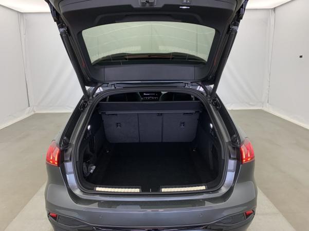 Vente en ligne Audi A5 Avant TDI Hybride 204 ch S tronic 7 S line au prix de 59 200 €