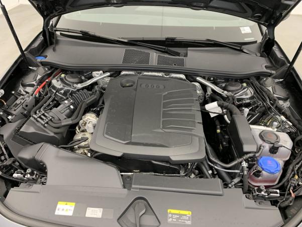 Vente en ligne Audi A5 Avant TDI Hybride 204 ch S tronic 7 S line au prix de 59 200 €