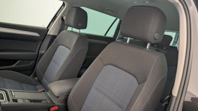 Vente en ligne Volkswagen Passat SW 1.4 TSI Hybride Rechargeable DSG6 GTE au prix de 26 440 €