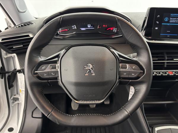 Vente en ligne Peugeot 2008 1.2 PureTech 100ch Style au prix de 13 790 €