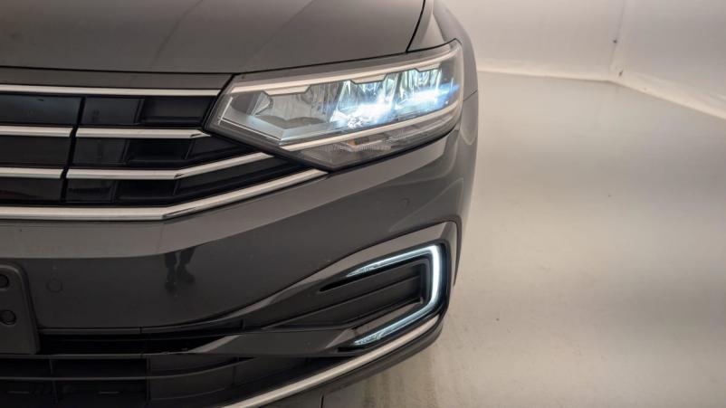 Vente en ligne Volkswagen Passat SW 1.4 TSI Hybride Rechargeable DSG6 GTE au prix de 24 380 €