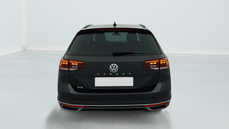 Vente en ligne Volkswagen Passat SW 1.4 TSI Hybride Rechargeable DSG6 GTE au prix de 26 440 €
