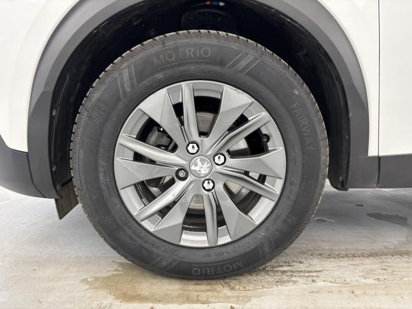 Vente en ligne Peugeot 2008 1.2 PureTech 100ch Style au prix de 13 790 €