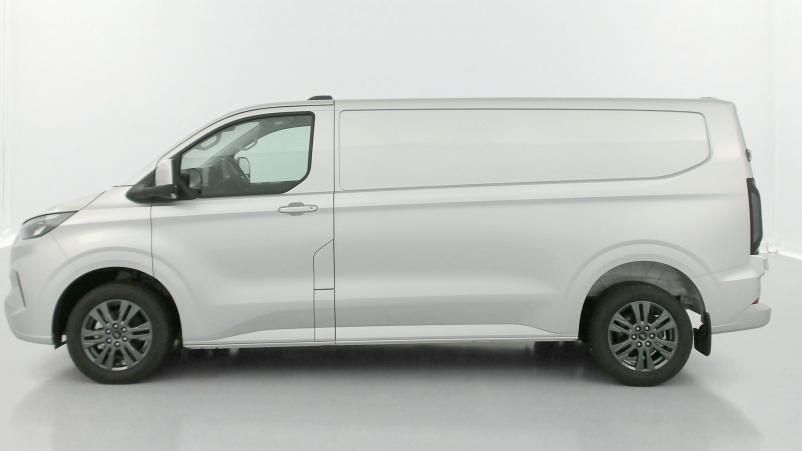 Vente en ligne Ford Transit Custom Transit custom II 320 L2H1 2.0 Ecoblue 170ch Limited BVA8 au prix de 45 180 €