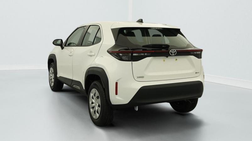 Vente en ligne Toyota Yaris Cross 116h 2WD Dynamic au prix de 24 700 €