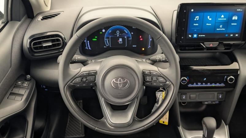 Vente en ligne Toyota Yaris Cross 116h 2WD Dynamic au prix de 24 700 €