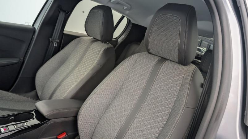 Vente en ligne Peugeot 208 PureTech 100 S S BVM6 Allure au prix de 17 490 €