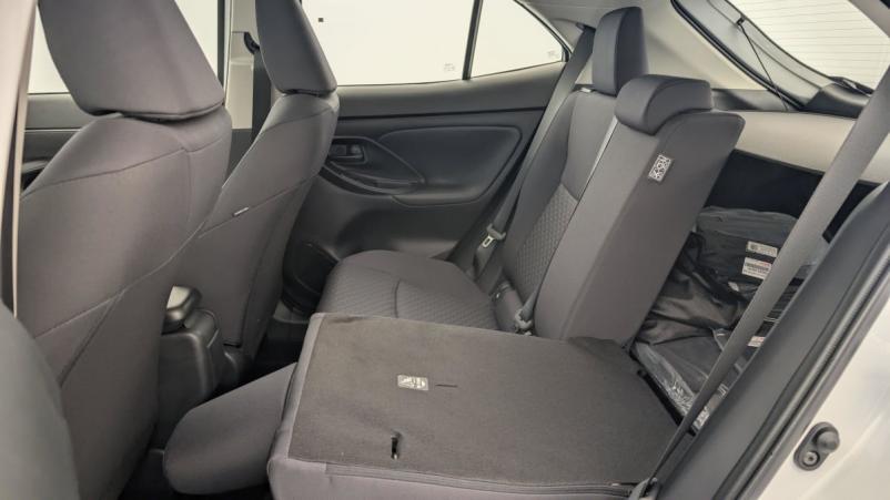 Vente en ligne Toyota Yaris Cross 116h 2WD Dynamic au prix de 24 700 €