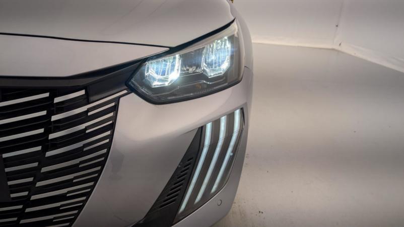 Vente en ligne Peugeot 208 PureTech 100 S S BVM6 Allure au prix de 17 490 €