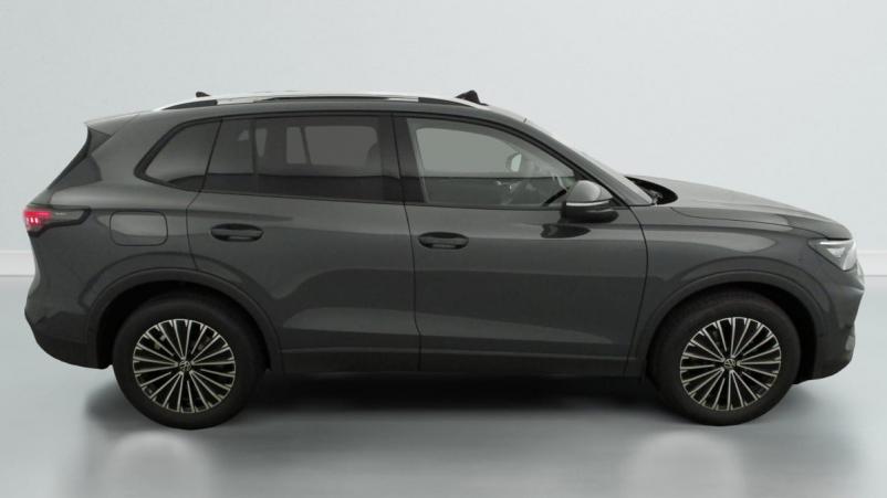 Vente en ligne Volkswagen Tiguan 1.5 eTSI 150CV DSG7 LIFE PLUS au prix de 40 660 €