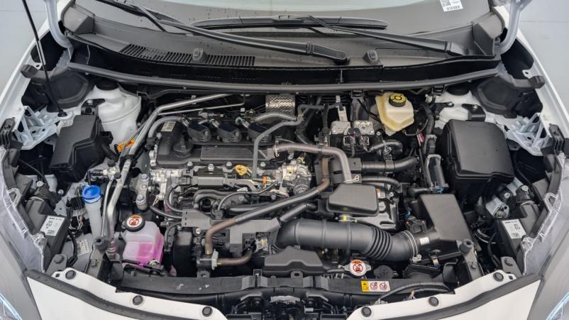 Vente en ligne Toyota Yaris Cross 116h 2WD Dynamic au prix de 24 700 €