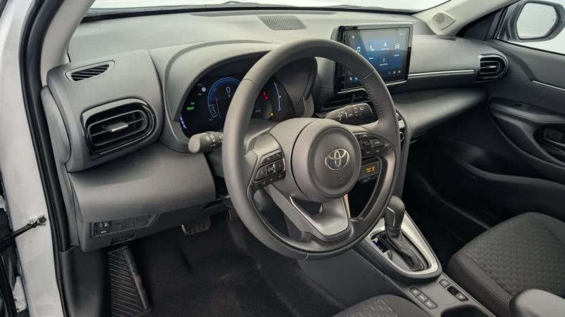Vente en ligne Toyota Yaris Cross 116h 2WD Dynamic au prix de 24 700 €