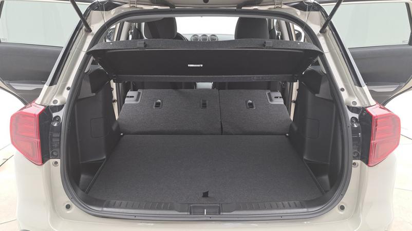 Vente en ligne Suzuki Vitara  1.4 BoosterJet Hybrid 129ch Manuelle/6 Privilege au prix de 19 090 €