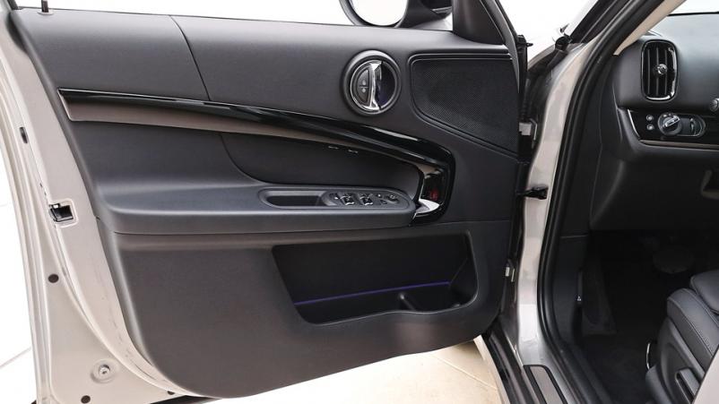Vente en ligne Mini Countryman  1.5  136ch Automatique/7 Cooper au prix de 32 280 €