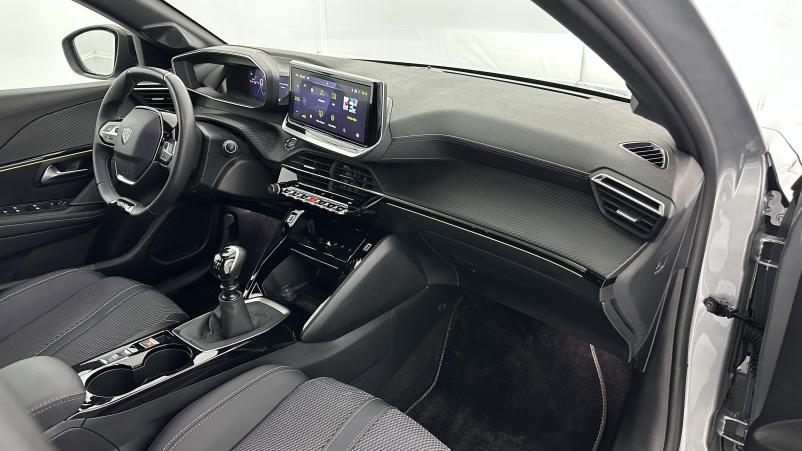 Vente en ligne Peugeot 208 208 II 1.2 PureTech 100ch GT au prix de 19 910 €