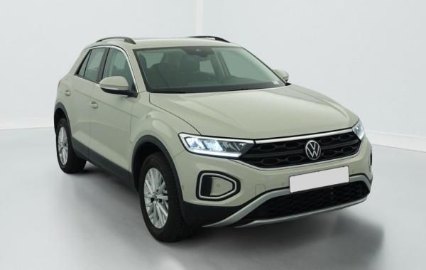 Volkswagen T-Roc 1.0 TSI 110 Start Stop BVM6 Life occasion de 2023 en vente à Rennes