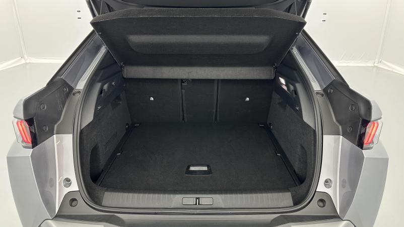 Vente en ligne Peugeot 3008 3008 1.2 Hybrid 136ch Allure e-DCS6 au prix de 30 110 €