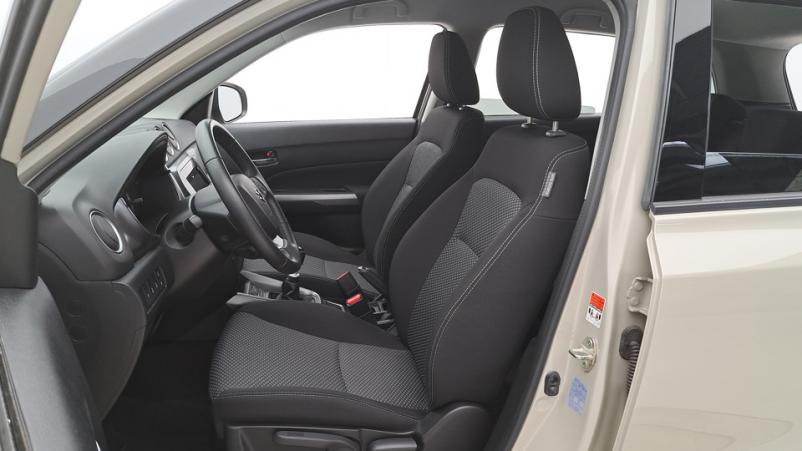 Vente en ligne Suzuki Vitara  1.4 BoosterJet Hybrid 129ch Manuelle/6 Privilege au prix de 19 090 €