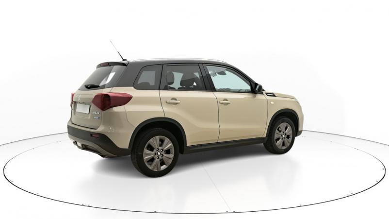 Vente en ligne Suzuki Vitara  1.4 BoosterJet Hybrid 129ch Manuelle/6 Privilege au prix de 19 090 €